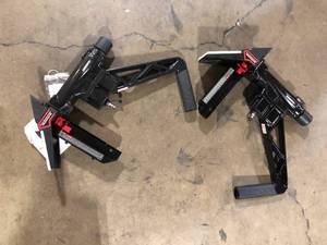 Lot of 2 Husky Pneumatic 3-in-1 15.5-Gauge and 16-Gauge 2 in. Flooring Nailer and Stapler with Quick Jam Release  Customer Returns See Pictures