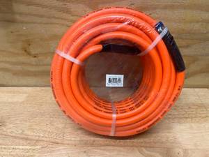 lot 31 image: VALLEY 38 Air Hose- 25 ft