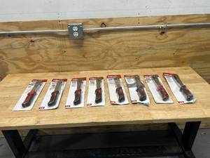 lot 94 image: HYPER TOUGH Lot of 8- Hammer Staplers