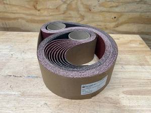 lot 56 image: 3M Lot of 10- Cubitron 4 inpo x 78 inpo 36 Sanding Belts