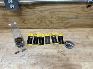 lot 110 image: Lot of RazorExacto Blades