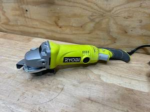 lot 129 image: RYOBI 7.5 Amp 4.5 in. Corded Angle Grinder