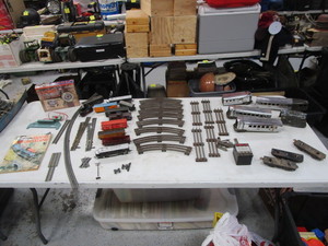Lionel Train Set & Misc. Train Items