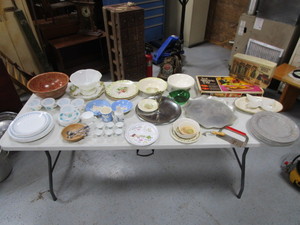 Plates & Kitchen Items