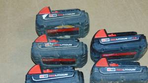 5 Pack Milwaukee 48-11-1815 M18 Redlithium 1.5Ah  Battery All Tested Good On Charger
