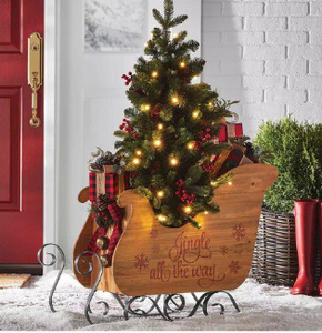lot 31 image: Members Mark 46 Pre-Lit Decorative Sleigh NEW