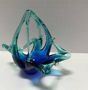 lot 1 image: Vintage Murano Abstract Blue Pulled Blown Glass Art