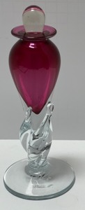 lot 12 image: Studio Art Footed Dapper PERFUME BOTTLE Cranberry Clear Signed