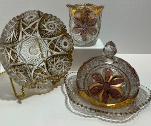 lot 72 image: Vintage EPAG Imperial Cut Glass Purple and Clear Gold Trimmed Collection