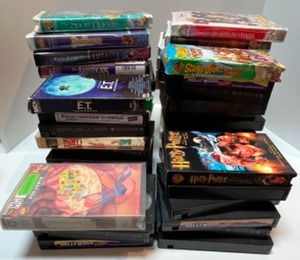 lot 83 image: Large Lot of VHS Childrens Movies Clamshell Disney