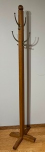 lot 100 image: Vintage Classic Deco Style Oak COAT RACK w Brass Hooks