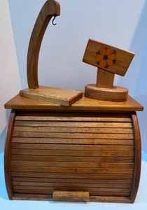 lot 121 image: Handcrafted Oak Wood Recipe Box and More