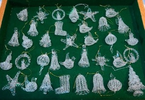 lot 141 image: Spaghetti Glass Ornaments from the 1980s