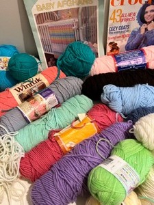 lot 172 image: Huge Bundle of Yarn for Knitting, Crocheting, and Crafts
