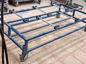 lot 258 image: Rolling Spool Holder