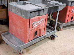 lot 264 image: Milwaukee Heavy Duty Tool Cart 1-door1-drawer2-tier