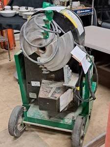 lot 250 image: Greenlee Smart Bender Pipe Bender 855