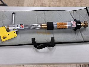 lot 303 image: Utility Solutions Break-Safe 27KV300A Load Break & Load Pickup Tool