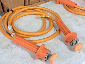 lot 317 image: Salisbury 250 Amp 10 AWG 415W 25kV Momentary 0 0 Grounding Jumper Cable