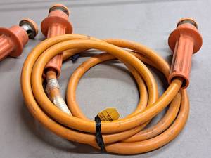 lot 322 image: Salisbury 250 Amp 10 AWG 415W 25kV Momentary 0 0 Grounding Jumper Cable