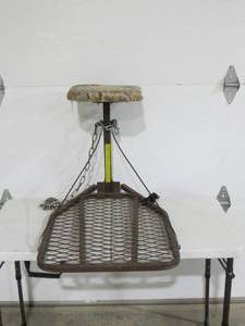 Rivers Edge Tee Stand with Seat