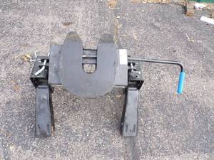 REESE 5th Wheel Hitch
