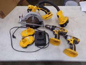 18v Dewalt Cordless Tool Set