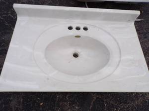 Bathroom sink
