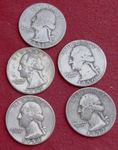 Lot of (5)                               90% SILVER QUARTERS - 1950s 90% Silver Washington Quarters