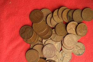 Lot of (110) WHEAT PENNIES HIGHER GRADING