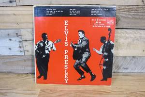 lot 7 image: Elvis Presley - Elvis Presley - Vinyl Record - Brazil 1956