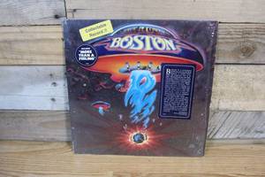 lot 22 image: Boston - Boston - Vinyl Record - 1977
