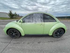 2002 Volkswagen New Beetle GLS