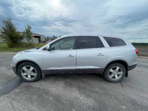 2010 Buick Enclave CXL - AWD