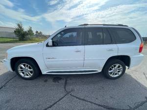 2008 GMC Envoy Denali - 4X4