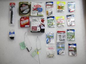 Lot of 20 Hooks Line and Sinker Fishing Gear