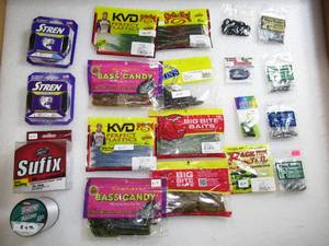 Lot of 20 Baits-Weights-Lines-Tackle Fishing Gear