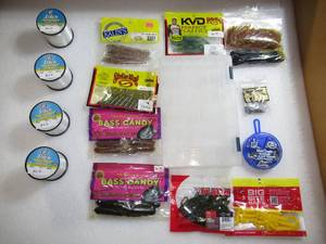 Lot of 16 Baits-Weights-Lines-Tackle Fishing Gear