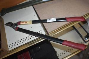 Branch Trimmer