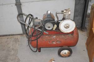 Air compressor