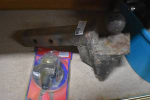 Hitch and 6 pole connector kit