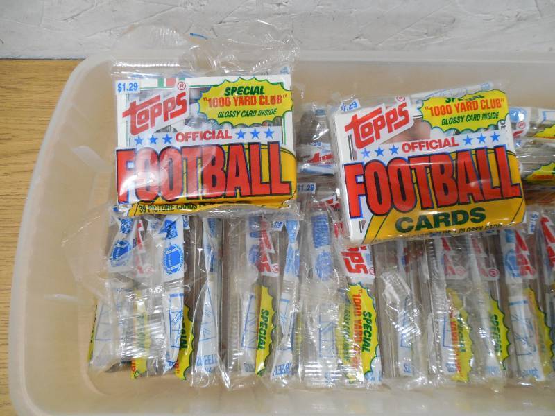 lot 152 image: (24) 1989 Topps Football Jumbo Packs Unopened LK