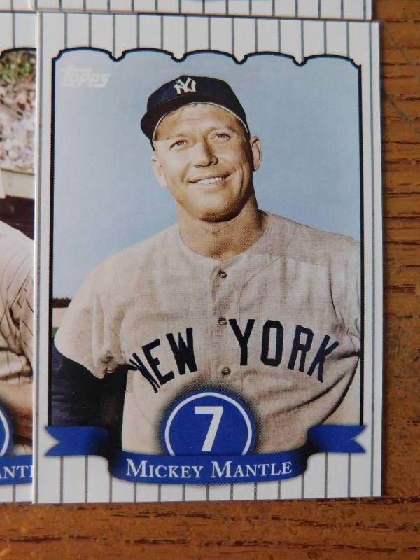 lot 59 image: 2007 Topps Mickey Mantle Life in Baseball (10) Card Set