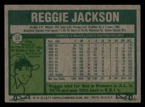 lot 44 image: 1977 Topps Reggie Jackson #10