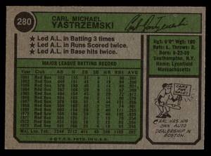 lot 166 image: 1974 Topps Carl Yastrzemski #280