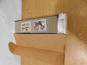lot 285 image: 1978 Topps Baseball Hand Collated Complete Set LK