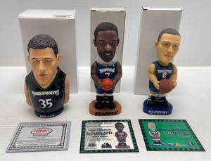 lot 10 image: Misc. Minnesota Timberwolves Bobbleheads With Cards