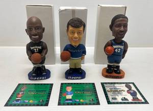 lot 12 image: Misc. Minnesota Timberwolves Bobbleheads With Cards