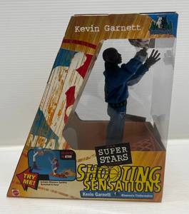 lot 76 image: 1999 KEVIN GARNETT NBA Superstars Shooting Sensations NIB