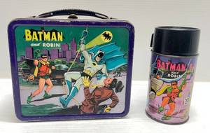 lot 195 image: 1966 Aladdin (Batman) Embossed Metal Lunchbox & Thermos